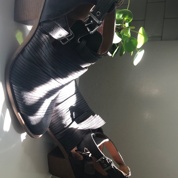 QUPID | booties - Picture 2 of 5